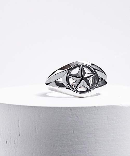 AMP JAPAN / Triangle Wire Star Ring -Narrow-